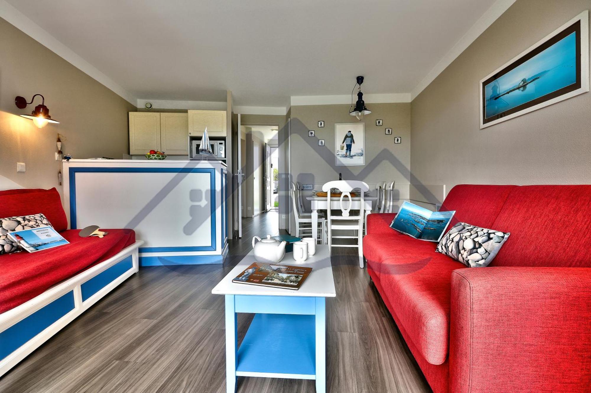 Localise A06: Seaside View Suite with Pool and Garden Access Guilvinec Exterior photo